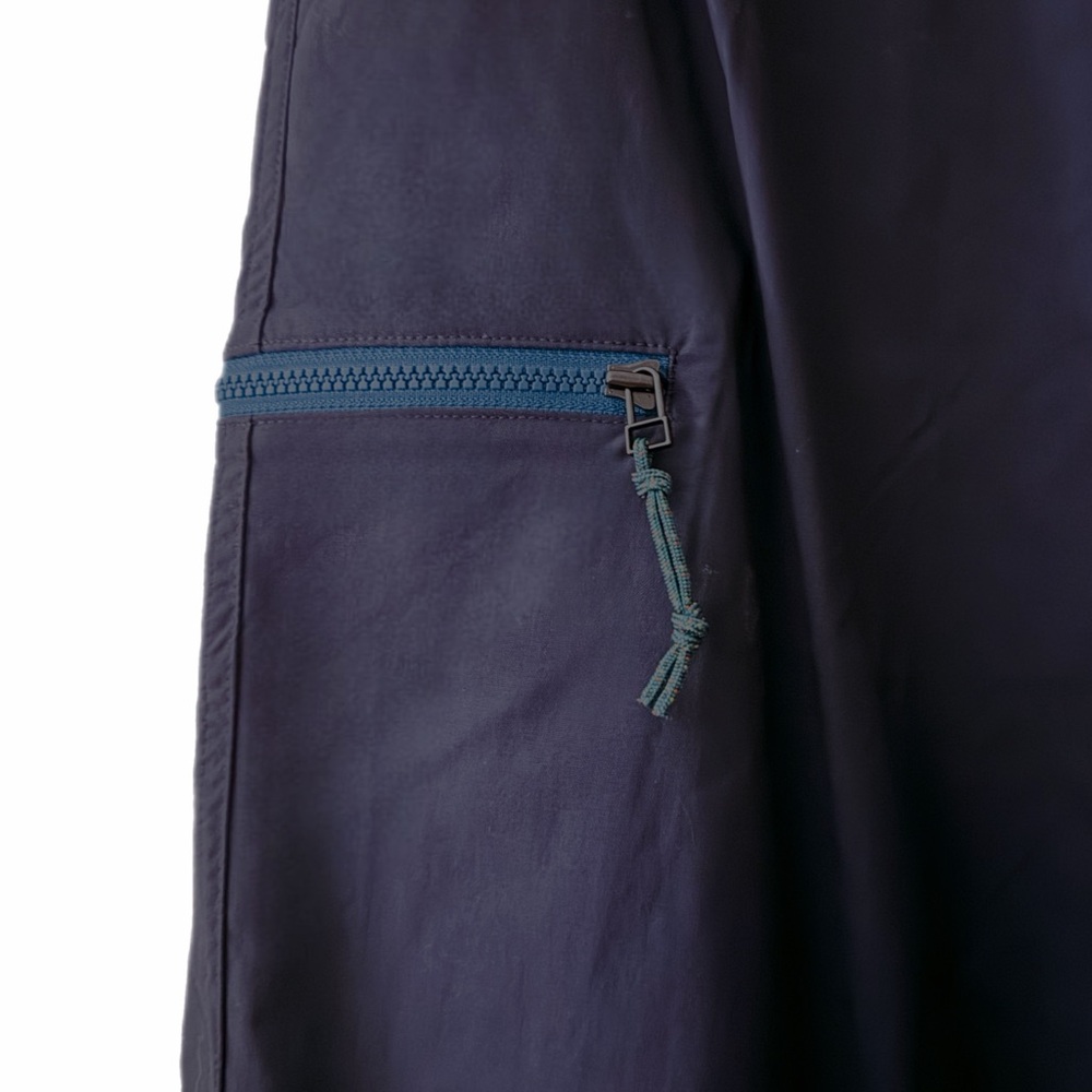 REI Men's Dark Blue Cargo Pants - Picture 3 of 5